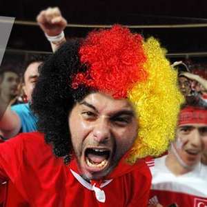 Perruques de clown de film <span class=keywords><strong>en</strong></span> gros, perruques habillées pour fans américains, perruques de clown aux couleurs <span class=keywords><strong>arc</strong></span>-<span class=keywords><strong>en</strong></span>-<span class=keywords><strong>ciel</strong></span> pour hommes et femmes - Product Image 5