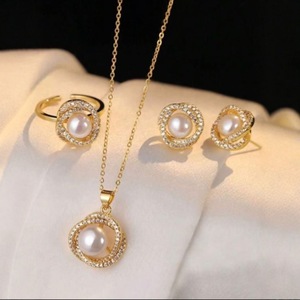 3 piezas de aleación de lujo perla de imitación chapado en oro conjunto de joyas accesorios colgantes al por mayor collar informal pendientes anillo - Product Image 1