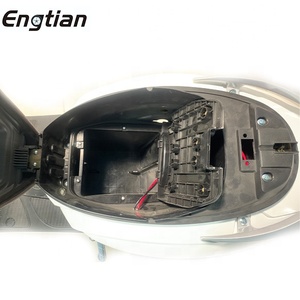 Engtian Nouveau Design Moto Électrique Haute Vitesse 2000W avec Batterie au Plomb-Acide Scooter - Product Image 3