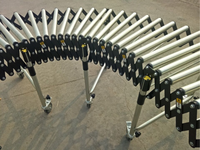 Convoyeur à rouleaux en acier au carbone flexible/extensible par gravité pour entrepôt logistique, rouleaux de 50 mm, capacité de charge de 80 kg/m, 15,3 m