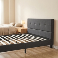 Cadre de lit rembourré économique, gris foncé, à blocs carrés uniformes, pour la location de chambres et les achats en gros