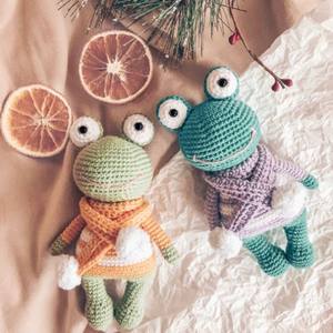 Jouets en crochet personnalisés de haute qualité, amigurumi, animaux en peluche, grenouille à pattes longues, jouet en crochet mignon pour enfants - Product Image 1