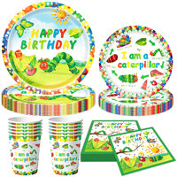 Ensemble de vaisselle et décorations d'anniversaire sur le thème de la chenille de dessin animé : Assiettes en carton, gobelets, serviettes, ballons, bannière et guirlande