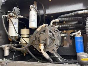 Grande pelleteuse d'occasion Volvo EC300 de Corée en état presque neuf avec composant moteur central - Product Image 5