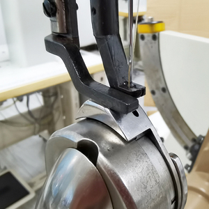 Machine à coudre industrielle rotative OREN RN-180, point de couture, moteur en acier inoxydable, programmable par ordinateur, haute vitesse - Product Image 4