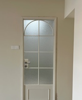 Puertas Francesas Modernas de Aluminio Comercial Personalizadas con Entrada Arqueada, Doble Vidrio, Resistentes al Viento, para Posición Interior Frontal