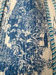 Sac fourre-tout matelassé en coton, fabriqué à la main en Inde, en tissu imprimé au bloc, sac à bandoulière pour voyage et shopping - Product Image 5