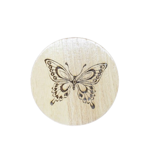 Dessous de verre à thé en bois de forme arrondie Sous-verres décoratifs en noyer pour la maison Sous-verres en bois gravés - Product Image 1