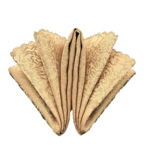 Elégante <span class=keywords><strong>serviette</strong></span> <span class=keywords><strong>de</strong></span> <span class=keywords><strong>table</strong></span> carrée en or pour mariage - Product Image 1