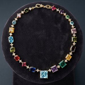 Collier de luxe pour femme en or avec pierres précieuses colorées et accent de diamant taille princesse, style à porter au quotidien - Product Image 3