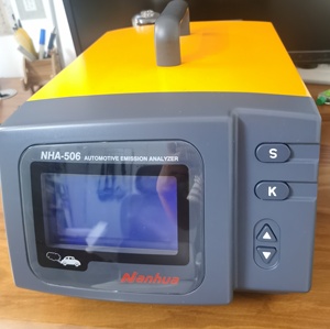 Analizador de Gases de Escape para Automóviles NHA-506, Detecta Cinco Tipos de Gases, Instrumento de Detección de Gases de Escape NHA506EN - Product Image 1