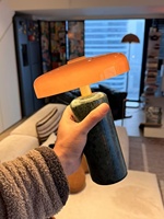 Lampe de table LED portable haut de gamme en marbre Carrara, style danois moderne, rechargeable, avec contrôle tactile et connectivité sans fil pour salon