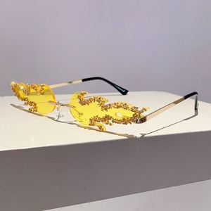 Gafas de Sol de Alta Calidad con Diseño de Llama, Gafas de Sol Creativas sin Montura con Diamantes, Accesorios de Moda para Pasarela, Venta al Por Mayor - Product Image 4