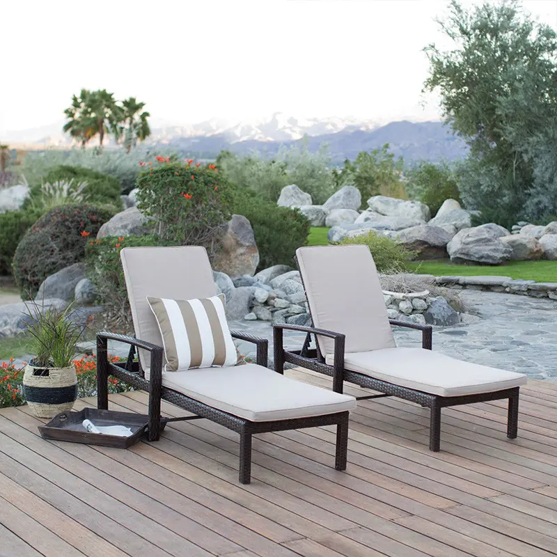 Bahçe otel plaj mobilyaları beyaz yüzme havuzu sandalyesi Rattan dış mekan mobilyası setleri ayarlanabilir güneş şezlong veranda şezlong