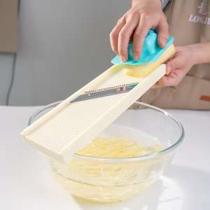 เครื่องหั่นผักแบบแมนโดลีนสำหรับใช้งานกลางแจ้ง พร้อมที่ครอบมือแบบจดสิทธิบัตร ความหนา 2.5 มม. หั่นแบบจูเลียนน์ ระดับมืออาชีพ - Product Image 2