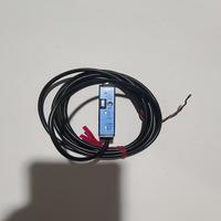Amplificateur de capteur à fibre optique FS2-60 PNP NPN 24VDC pour détection d'objets de petite taille dans les espaces restreints, capteur à fibre optique pour machine-outil