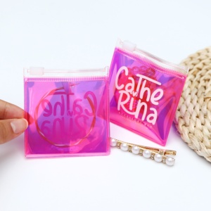 Bolsa de Plástico Holográfica Rosa Pequeña Personalizada con Cierre y Logotipo Impreso para Joyería, Pulseras, Aretes, Anillos - Product Image 3