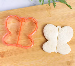 Coupe-sandwich multi-formes en plastique de qualité alimentaire avec supports pour la découpe du pain et des toasts des enfants, outils de pâtisserie - Product Image 1