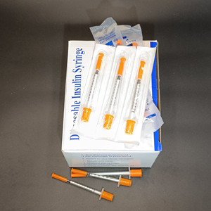 <span class=keywords><strong>Seringue</strong></span> à insuline 31G 8 mm stérile jetable, seringues stériles de 0,5 ml avec aiguille 5/16 et jauge 31G 0,5 ml 6 mm pour usage vétérinaire - Product Image 4
