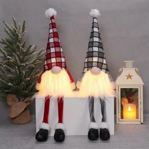 Dúo de Gnomos Suecos Iluminados Festivos con Patas Colgantes de Peluche Suave para Decoración Navideña del Hogar - Product Image 1