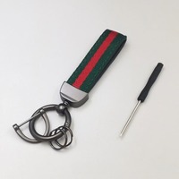 Porte-clés en métal personnalisé créatif pour voiture et moto, porte-clés de sac haut de gamme, minimaliste, pour couple, avec pendentif tressé