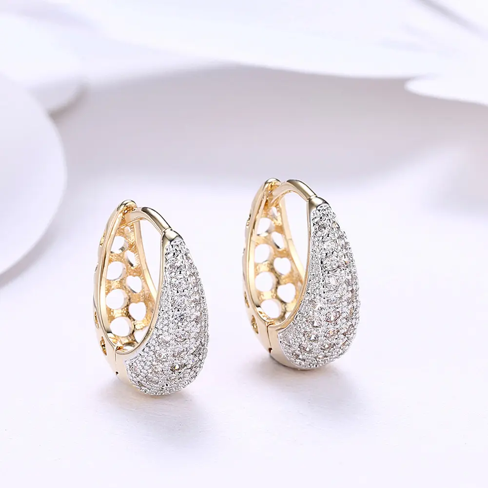 Lateefah OEM Drop Earrings High Quality CZ Earrings Luxury Gold Bridal Earrings For Women Wedding Jewelry