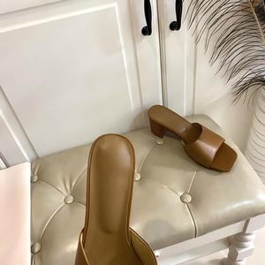 Sandali da <span class=keywords><strong>Donna</strong></span> con Tacco Cilindrico e Punta Aperta, Colore <span class=keywords><strong>Cammello</strong></span>, Minimalisti e Versatili per l'Uso Quotidiano - Product Image 2