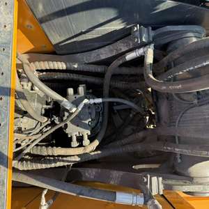 Excavadora Hidráulica de Orugas Hyundai 220-9S de 22 Toneladas, Usada, de Segunda Mano, con Motor, Modelo 2024, Excelente Estado - Product Image 6