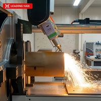 Machine de découpe laser à fibre CNC Leadhan à trois mandrins sans débordement pour tubes en acier inoxydable et acier au carbone lourds