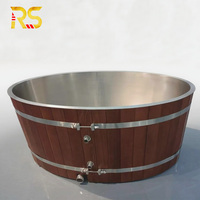 Baignoire plongeante froide intérieure en acier inoxydable de cèdre rouge de luxe Bain de glace extérieur pour la récupération à domicile et sportive Baignoire de trempage complet du corps