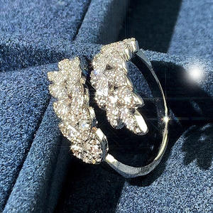 T0737 Anello in oro bianco con diamante rotondo taglio brillante naturale colore G, romantico gioiello da sposa da donna - Product Image 3