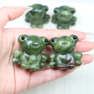 Rana de jade Xiuyan pulida a mano de alta calidad para decoración de oficina - Product Image 1