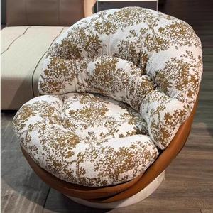 Sillón Moderno Giratorio con Tapicería Floral para Sala de Estar - Product Image 5