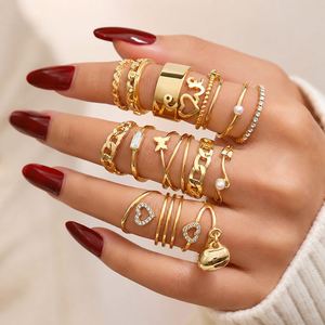 30PCS/<b>Set</b> Trendy <b>Gold</b> Butterfly Pearl <b>Ring</b> <b>Set</b> for Women Jewelry Punk Diamond Crystal Rhinestone Stackable Wedding Gift <b>Rings</b> - Product Image 6