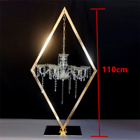 Vintage Antique Triangle Or Acrylique Lustres Bougeoirs En Métal De Mariage Grand Cristal Bougeoir Stand Centres De Table
