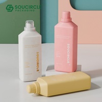 Bouteilles en plastique HDPE carrées de 1000 ml, fabriquées en usine, adaptées aux détergents lessiviels anti-fuite, équipées d'un bouchon gradué.
