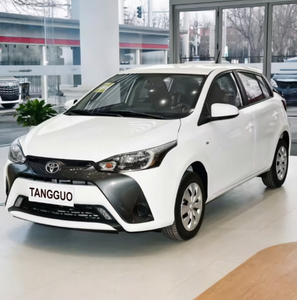 Voiture d'occasion Toyota Yaris 2022 à transmission automatique, conduite à gauche, disponible à la vente - Product Image 2