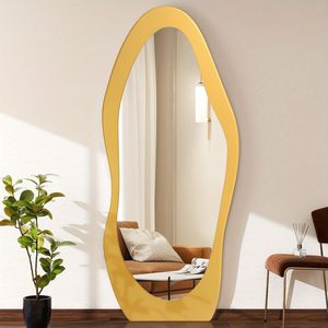 <span class=keywords><strong>Miroir</strong></span> moderne en <span class=keywords><strong>bois</strong></span> doré pleine longueur pour chambre à coucher <span class=keywords><strong>Miroir</strong></span> complet en <span class=keywords><strong>bois</strong></span> avec <span class=keywords><strong>porte</strong></span> surdimensionnée irrégulière et ondulée <span class=keywords><strong>Miroir</strong></span> de sol design - Product Image 1