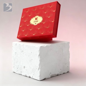 Boîte cadeau de luxe pour <span class=keywords><strong>mouchoir</strong></span> de poche, bandana, <span class=keywords><strong>mouchoir</strong></span>, boutons de manchette, avec logo en feuille gaufrée et motif en cuir - Product Image 1