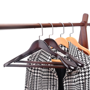 Betterall木製ハンガー高級高品質布用滑り止めメーカー衣料品整理 - Product Image 5