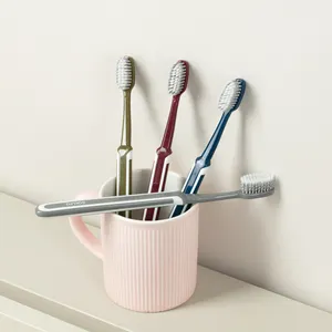 Escova de dentes manual super forte personalizada para adultos, ultra macia, com cabo longo, de venda imperdível