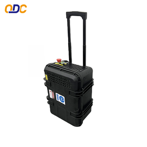Nueva Máquina de <span class=keywords><strong>Limpieza</strong></span> Mini de 200W 2026, Eliminador de Óxido Láser y Eliminador de Grafiti, Precio de Fábrica en China - Product Image 3