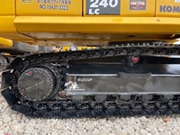 In Vendita Escavatore Komatsu PC240 Usato, 98% Nuovo, Classe 25 Tonnellate, Poche Ore di Utilizzo, Pronto per il Lavoro, Prezzo Conveniente