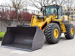 Chargeur frontal durable de 6,8 tonnes FL968H avec une force de démolition puissante pour le déblaiement des minerais et le nettoyage des déchets miniers - Product Image 2