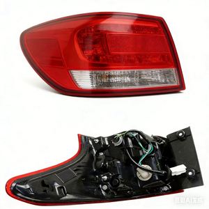 ไฟท้ายรถยนต์มิตซูบิชิ 16 Outlander (แบบโค้ง) ซ้าย 8330B131 ขวา 8330B132 - Product Image 3