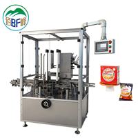 Machine d'emballage en carton à alimentation douce contrôlée par PLC pour biscuits fragiles et produits de boulangerie
