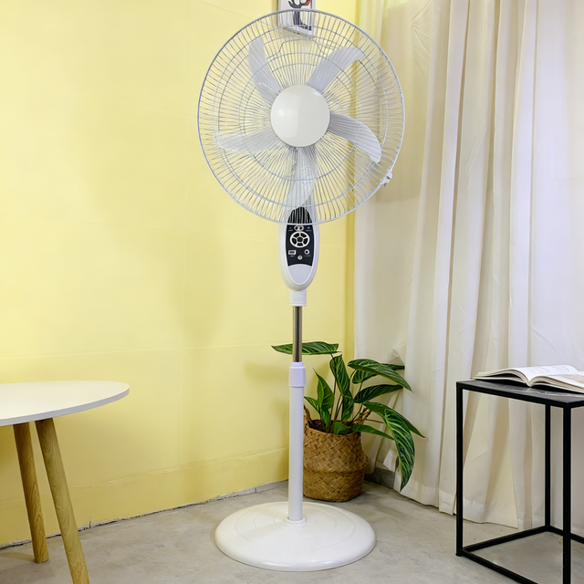 18 Inches 5 Blade Solar Rechargeable Stand Fan AC DC 12V Charging High Wind Speed Battery Powered for Outdoor Workshop