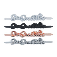 Étiquettes métalliques personnalisées à faible MOQ – Plaques et étiquettes gravées sur mesure avec nom de marque pour sacs à main et portefeuilles