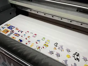 Dtf Printer Oven Voor Alle Stof Alles In Één Direct Naar Huisdier Film 600Mm Dtf Printer Desktop Textiel T-Shirt Drukmachine