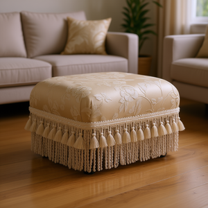 Repose-pieds Fiona Accent Ottoman Champagne Beige Floral Jacquard, Meuble élégant pour salon - Product Image 2